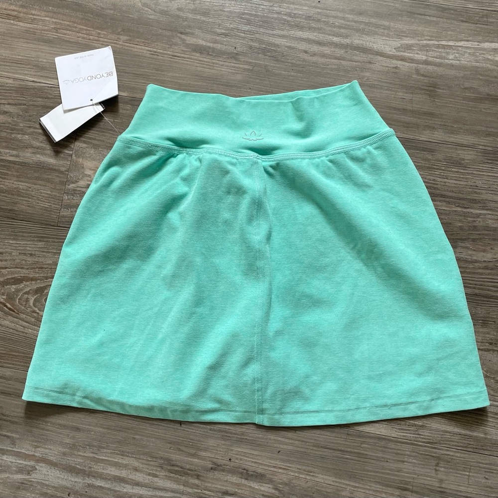 Beyond Yoga Spacedye Movement Skirt - Picture 3 of 7
